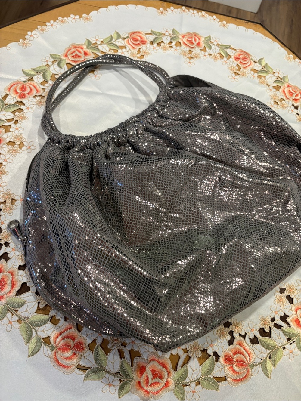 Daisy Fuentes Metallic Silver Shimmer Shoulder Bag